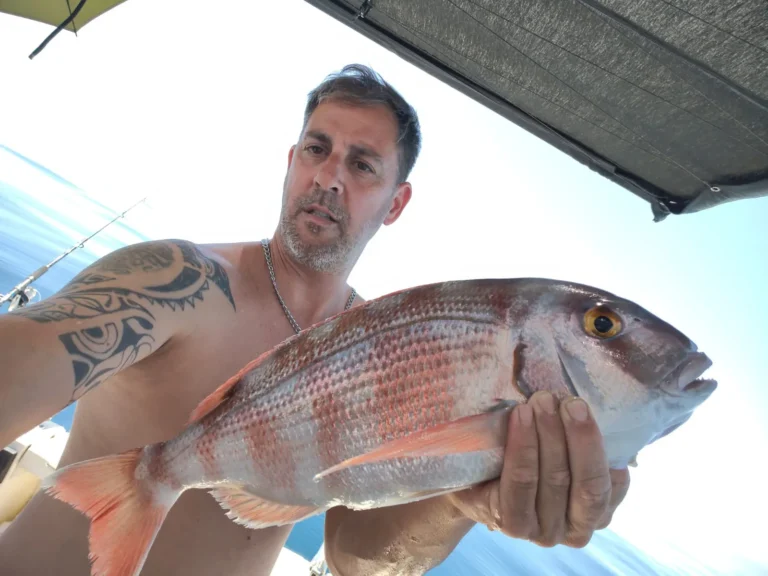 Pesca a bordo del Perla Fisher en Marbella