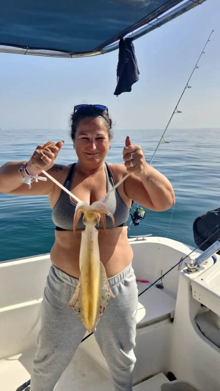 Pesca a bordo del Perla Fisher en Marbella